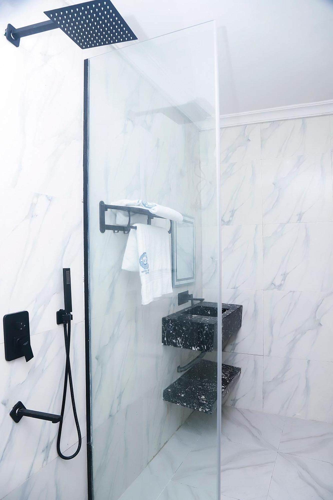 Western Dreams Hotel Abuja Luaran gambar