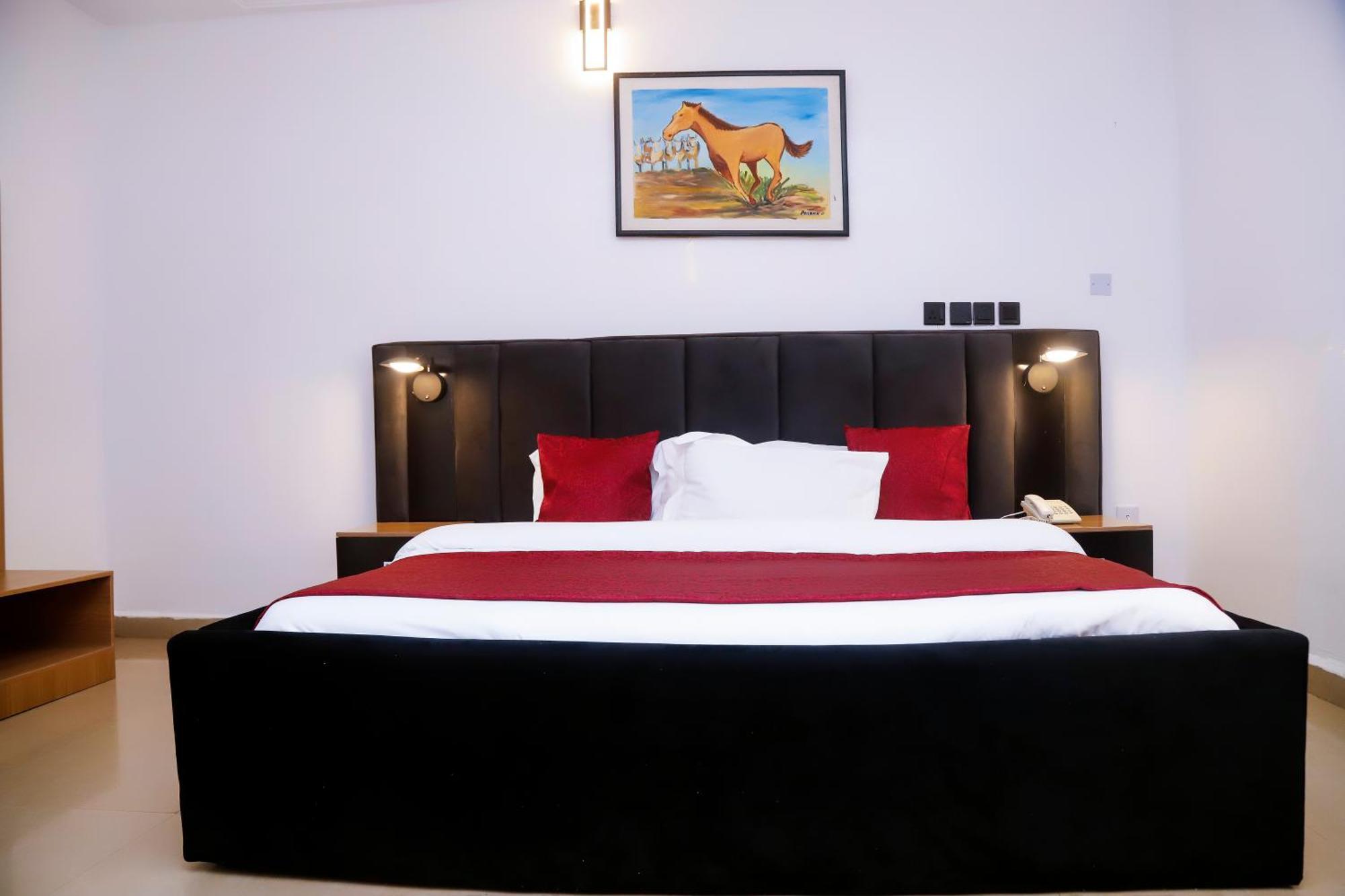 Western Dreams Hotel Abuja Luaran gambar