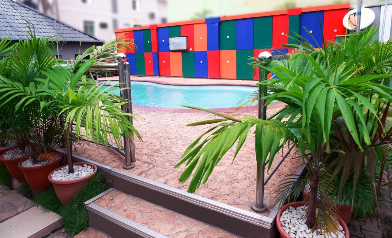 Western Dreams Hotel Abuja Luaran gambar